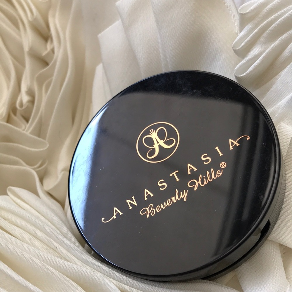 Anastasia Beverly Hills Highlighter - So Hollywood